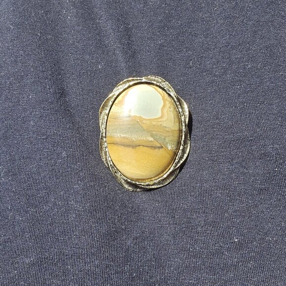 Large Picture Jasper Brooch Pendant Gold Tone Polished Oval Cabochon Brutalist - Picture 4 of 10